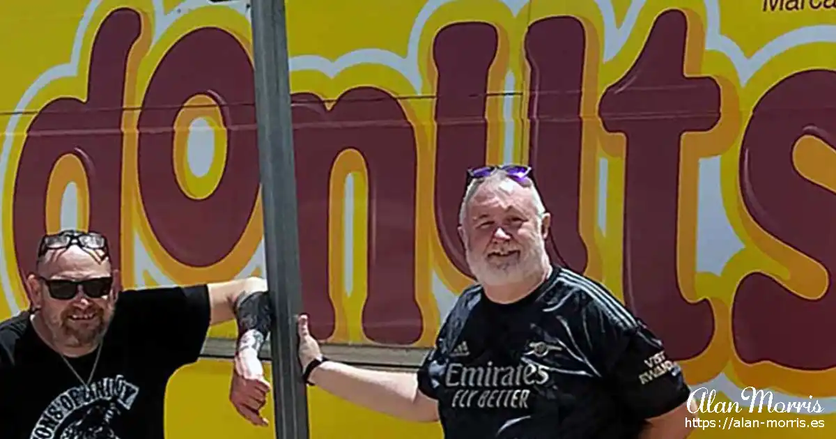 Martin Purdom and Alan Morris, a couple of donuts. 